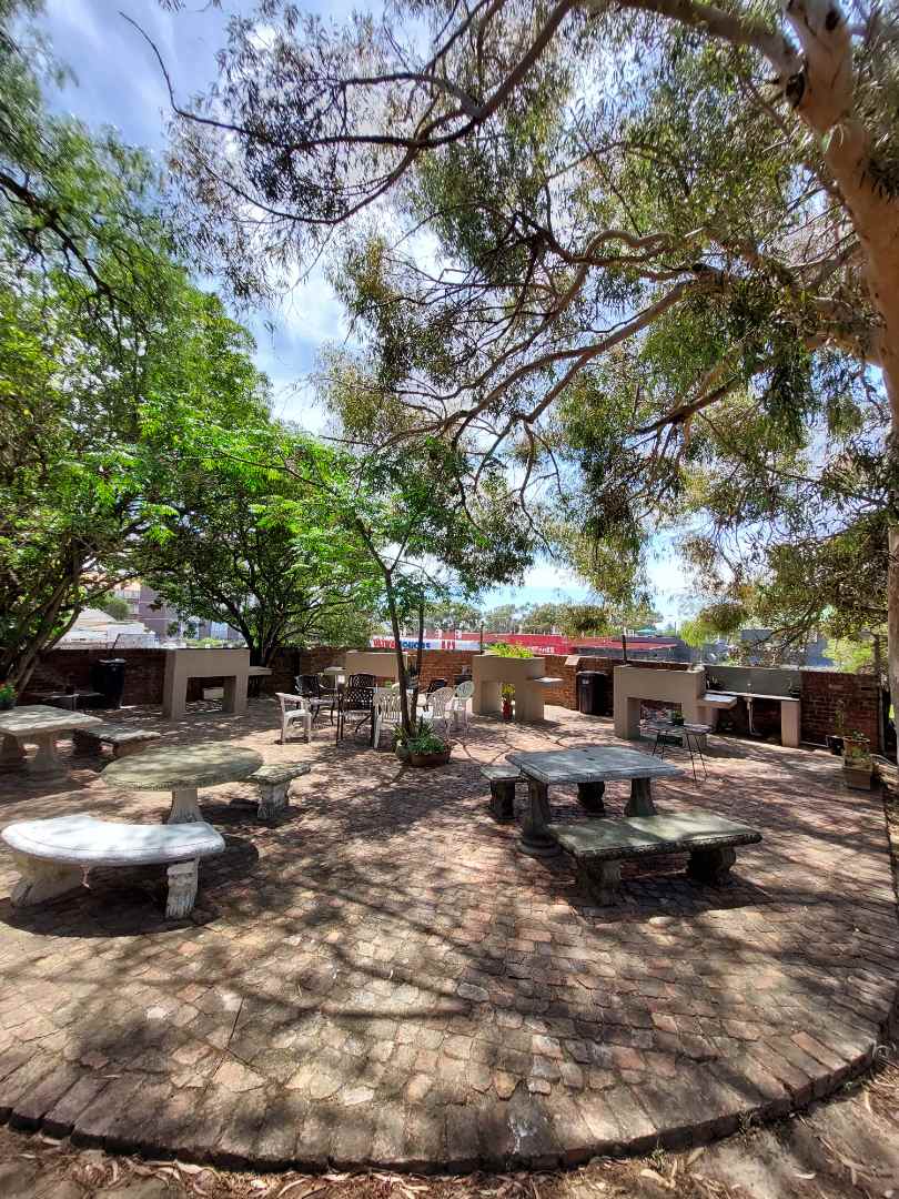 To Let 0 Bedroom Property for Rent in Green Point Western Cape